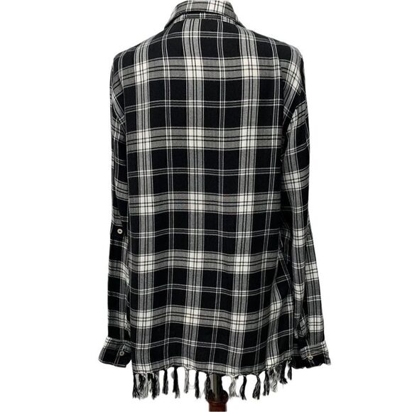 Willow & Clay- Woman Black/White Plaid Fringe Open Front Waterfall Cardigan, XL - Picture 10 of 14
